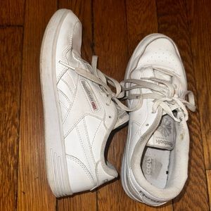Reebok “White Sneakers” Size 8